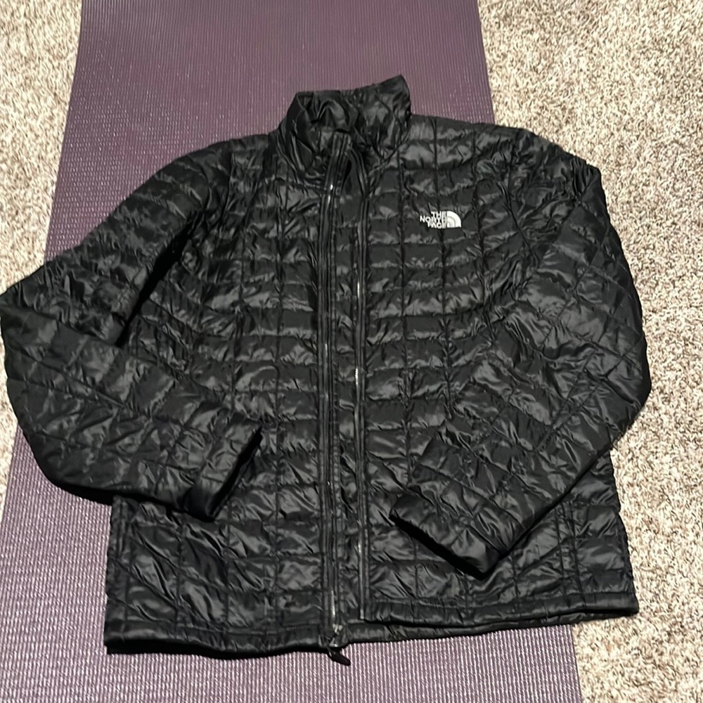 Men’s North Face Jacket Size M